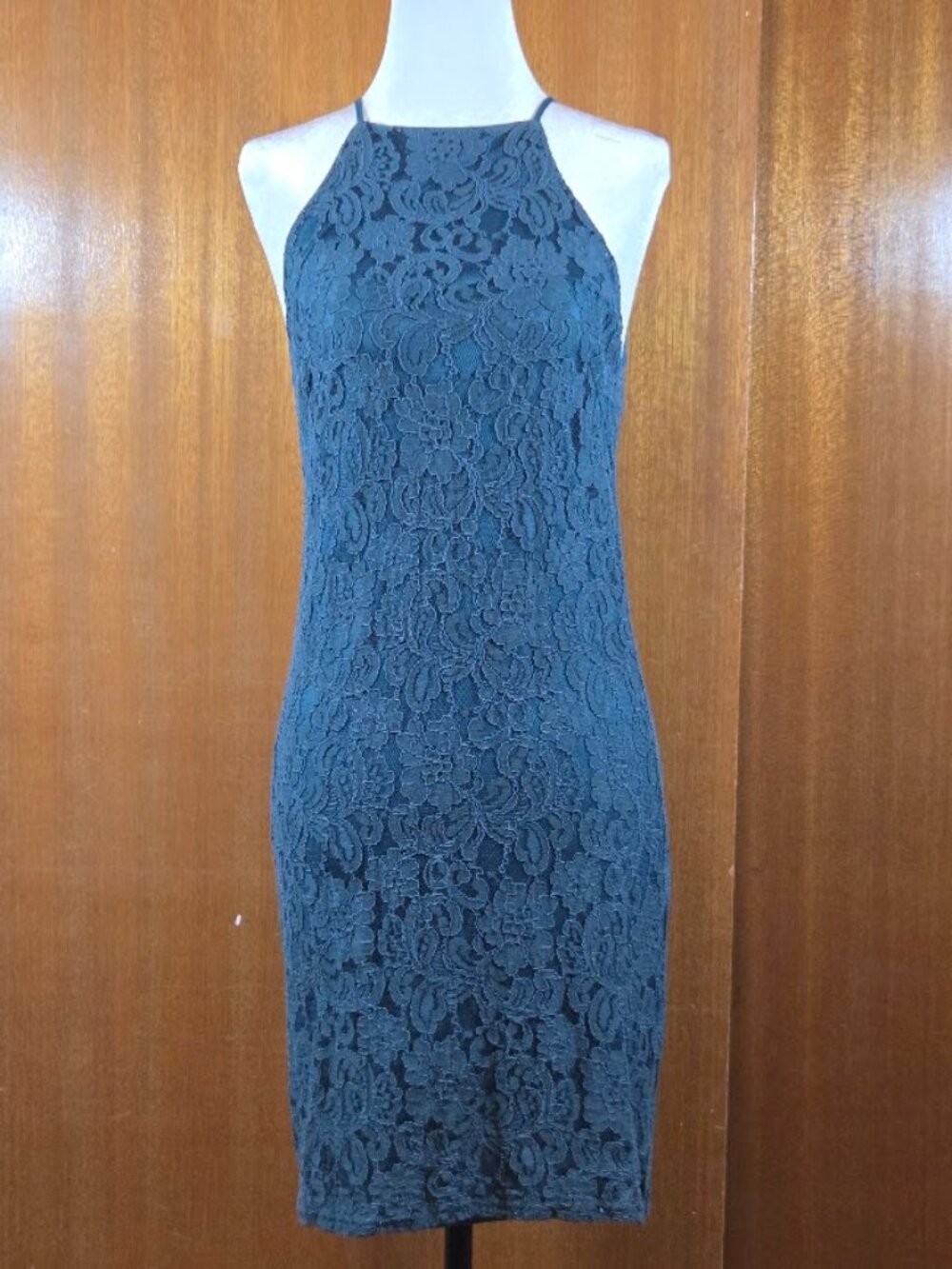 Bishop + Young Teal Green Lace High Neck Halter Mini Sheath Dress - Size S